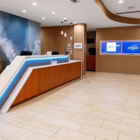 Springhill Suites Kansas City Airport Экстерьер фото