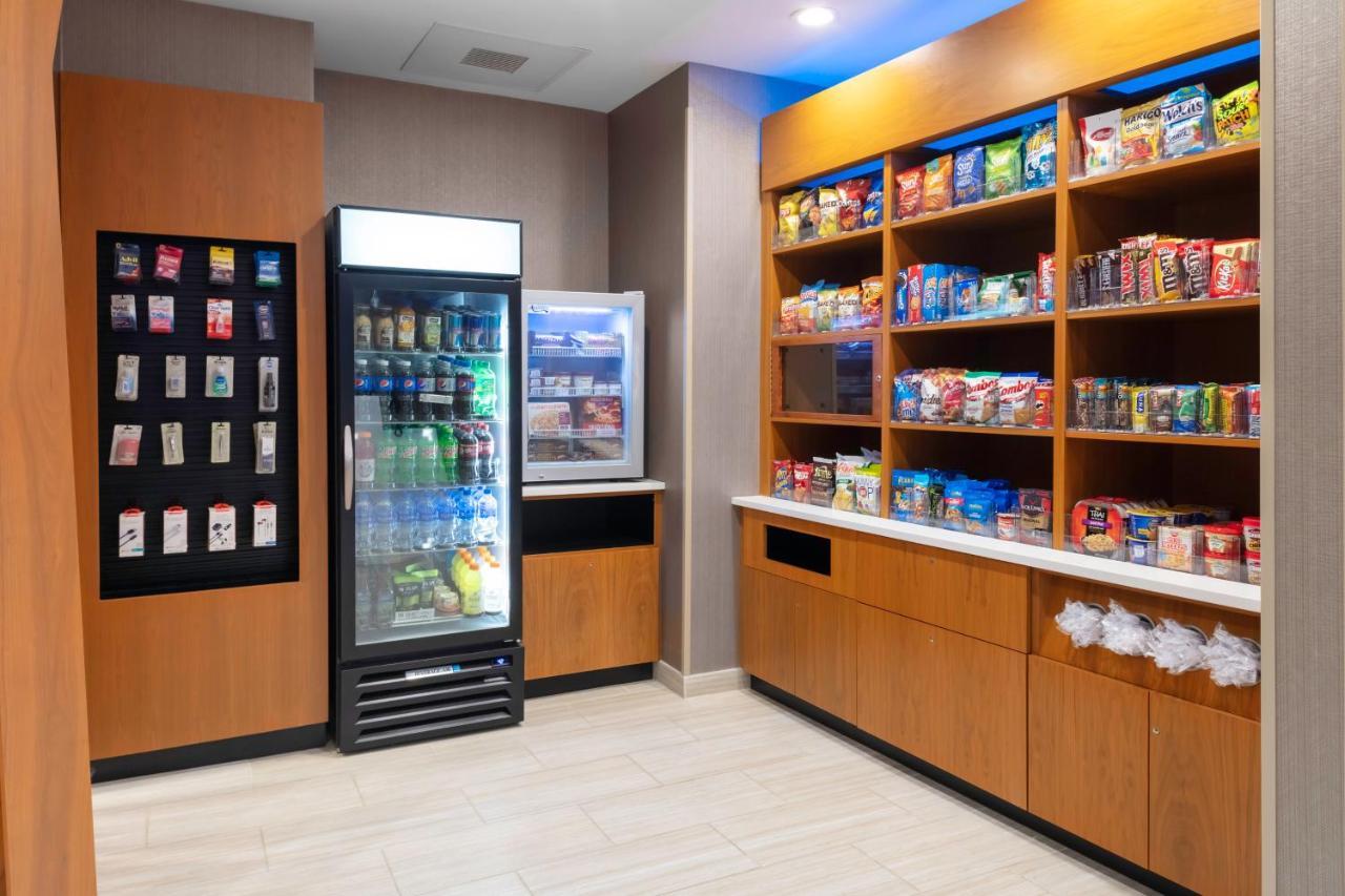 Springhill Suites Kansas City Airport Экстерьер фото